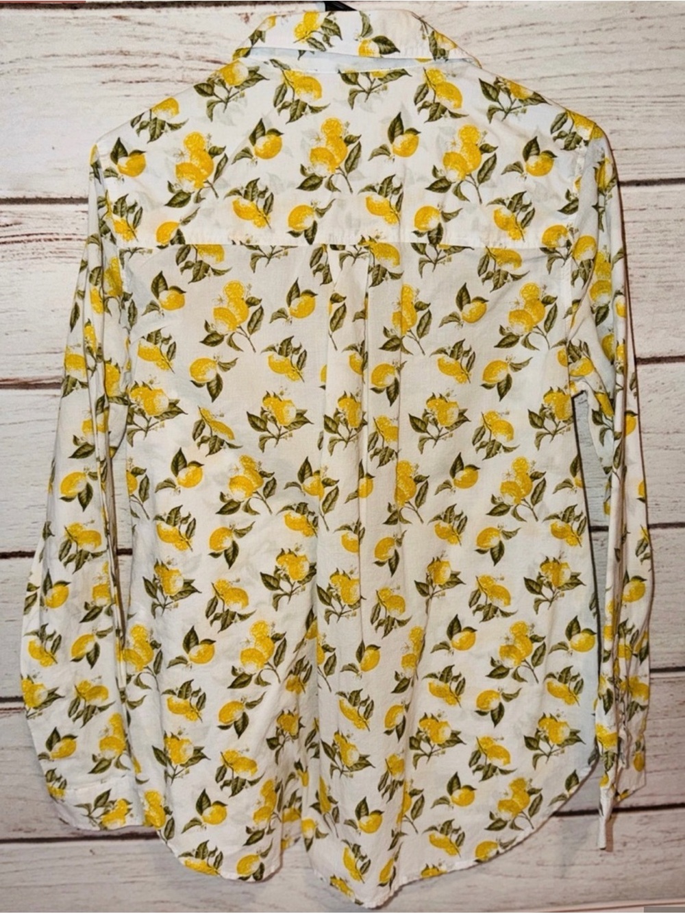 Gloria Vanderbilt Lemon Print Button Front Shirt Women’s Medium 100% Cotton Long - Picture 2 of 8